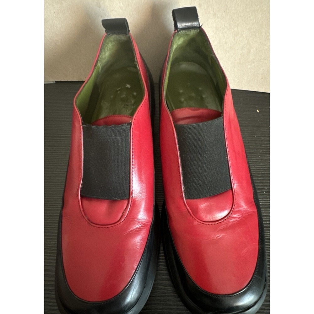 Donald J Pliner Leather Slip-On Shoes Women's Size 6.5 Red/Black